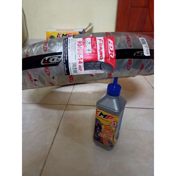 BAN TUBLES MATIC PAKET BAN TUBLES MATIC 90/90-14 PLUS CAIRAN TUBLES