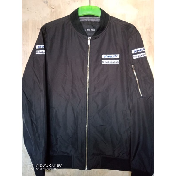 jaket bomber tbj nearby