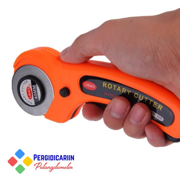 

Buruan Rotary Cutter Pisau Pemotong Kain Kertas Cutting Mall Gilaa!!!