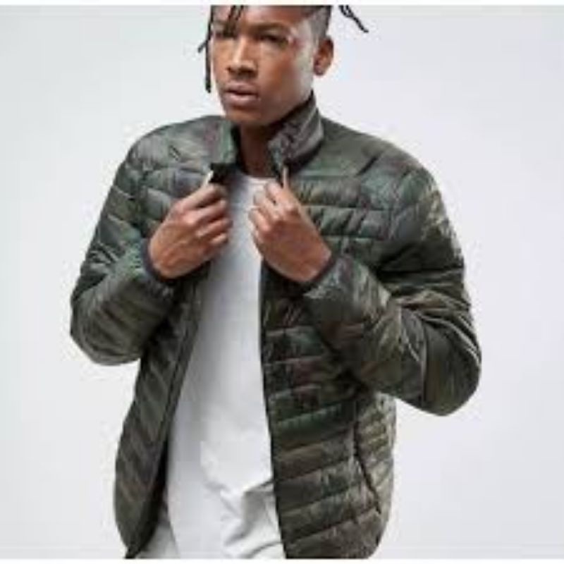Pull and bear camo puffer jacket
