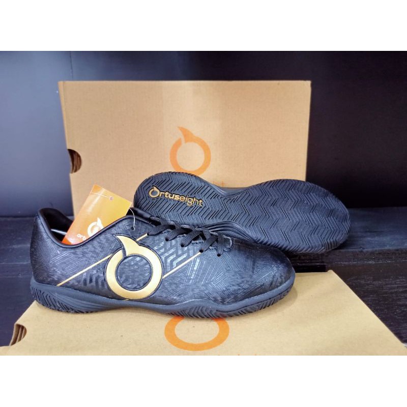 Sepatu futsal ortuseight sabre in jr. original