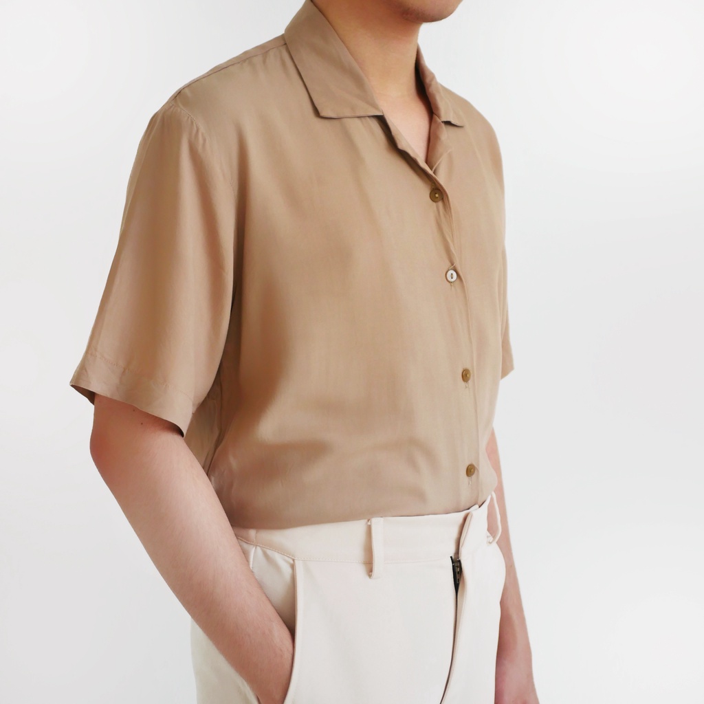 Basic Short-Sleeve Shirt