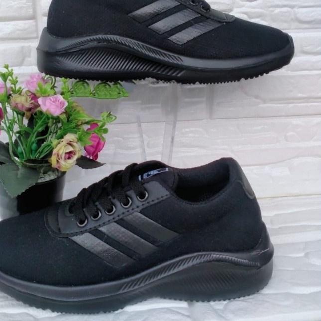 DISCOUNT !!! 9.9 SEPATU SEKOLAH !! SEPATU ADIDAS HITAM POLOS REKAT SEPATU ANAK SNAEKERS CASUAL RUNNI