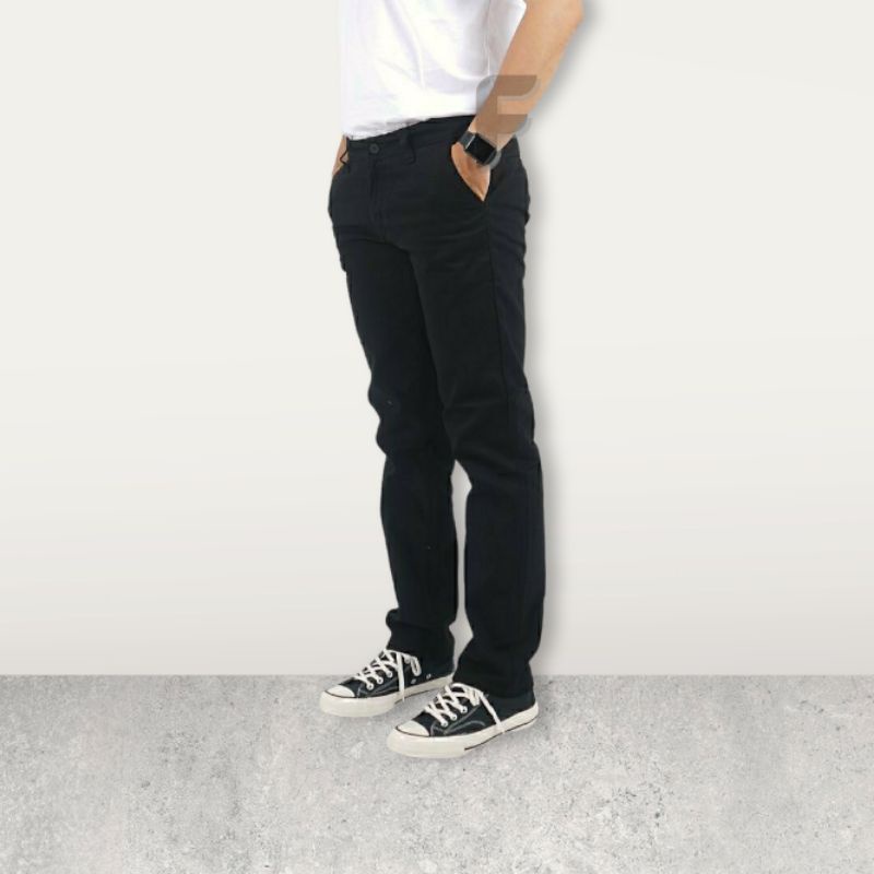 Celana Chinos Pria Hitam Celana Chino Cowok Warna Hitam Celana Formal Pria Celana Chinos Cowok Hitam