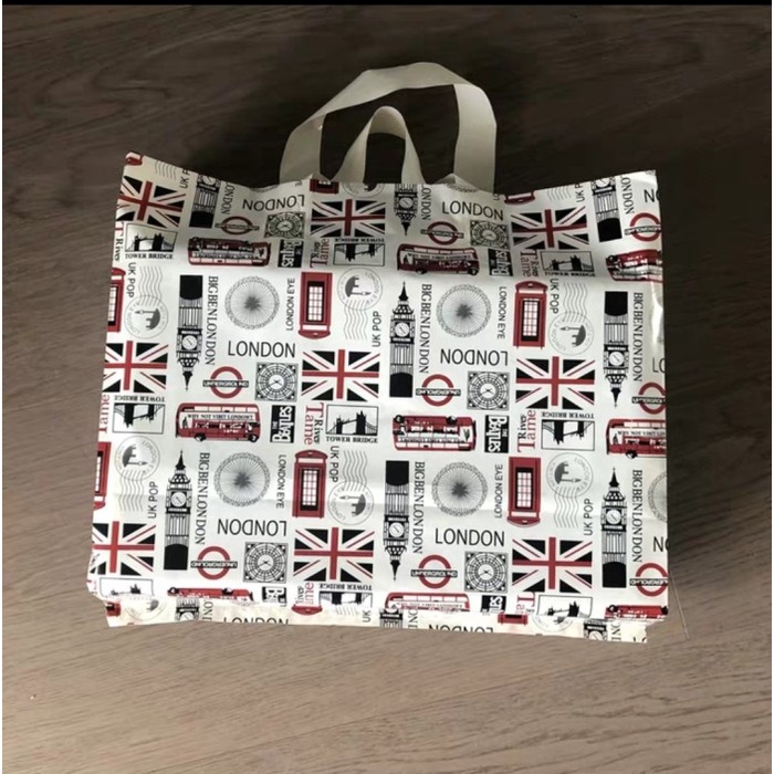 

✨ BISA COD ✨ tas plastik london fashion kresek tenteng kado goodie bag - paperbag - Putih