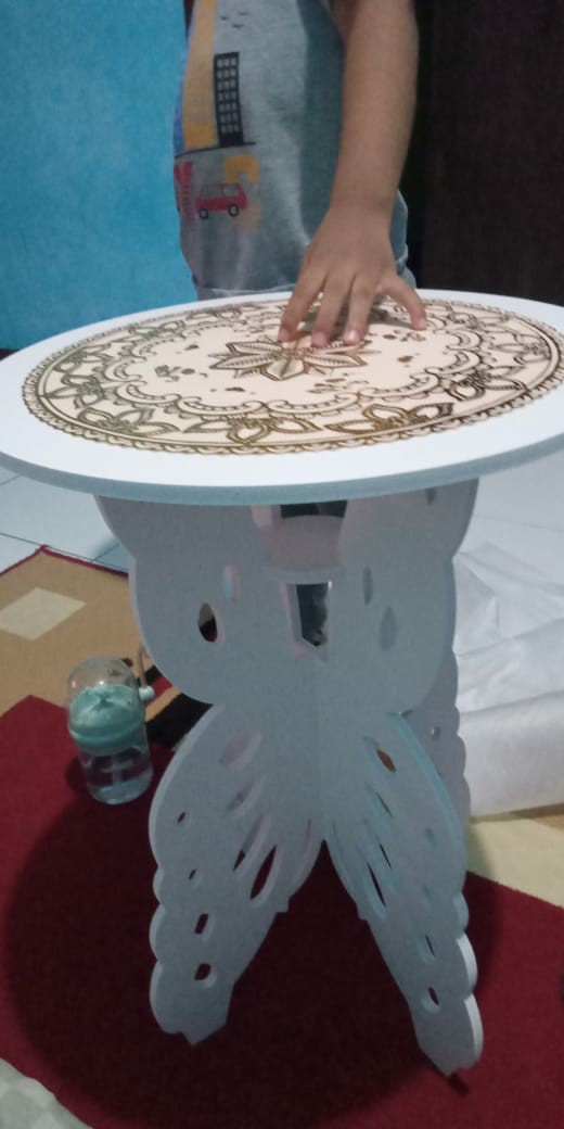 Meja Sudut Coffee Table Meja Ngopi Kupu Kupu