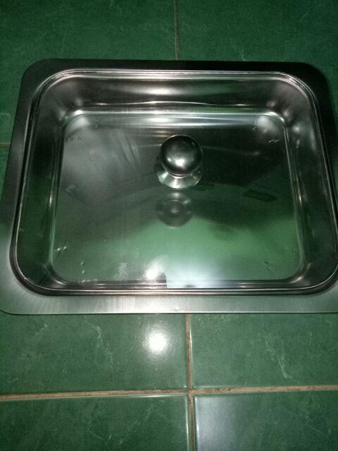 Tempat Makan Prasmanan Tutup Kaca Paket 2 Set- Silver