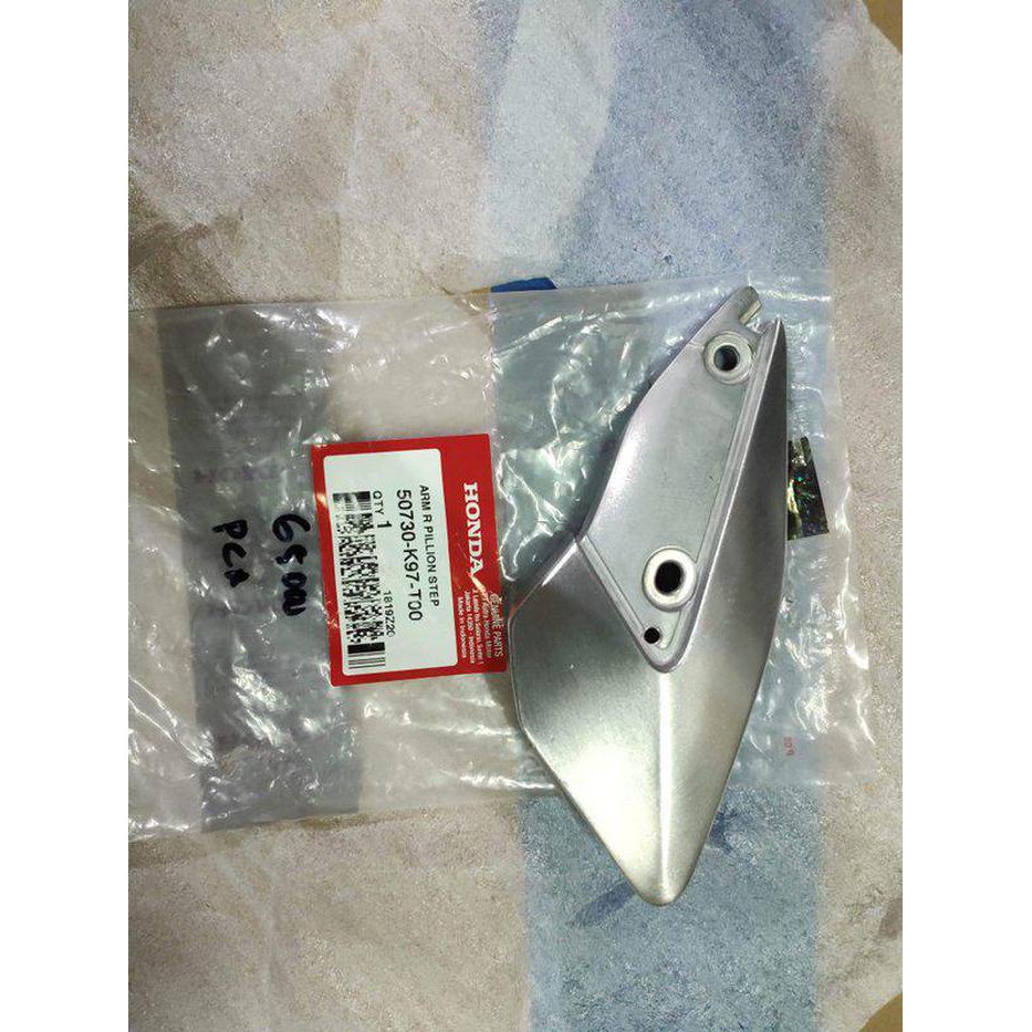 pijakan kaki belakang step kanan pcx 150 ori