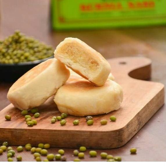 

옷 BAKPIA KACANG HIJAU Model Baru