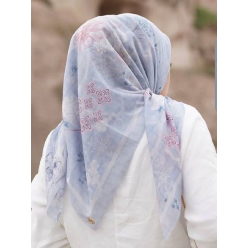 as is item sofya buttonscarves