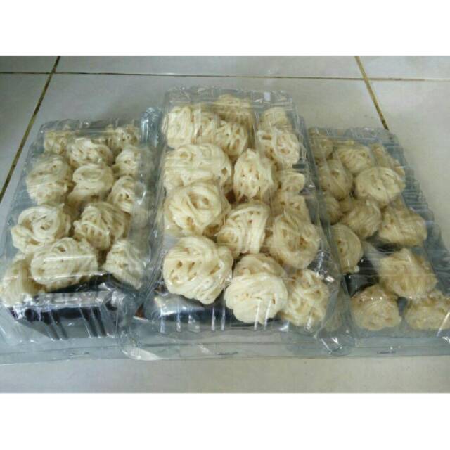 

Pempek kerupuk kering khas palembang