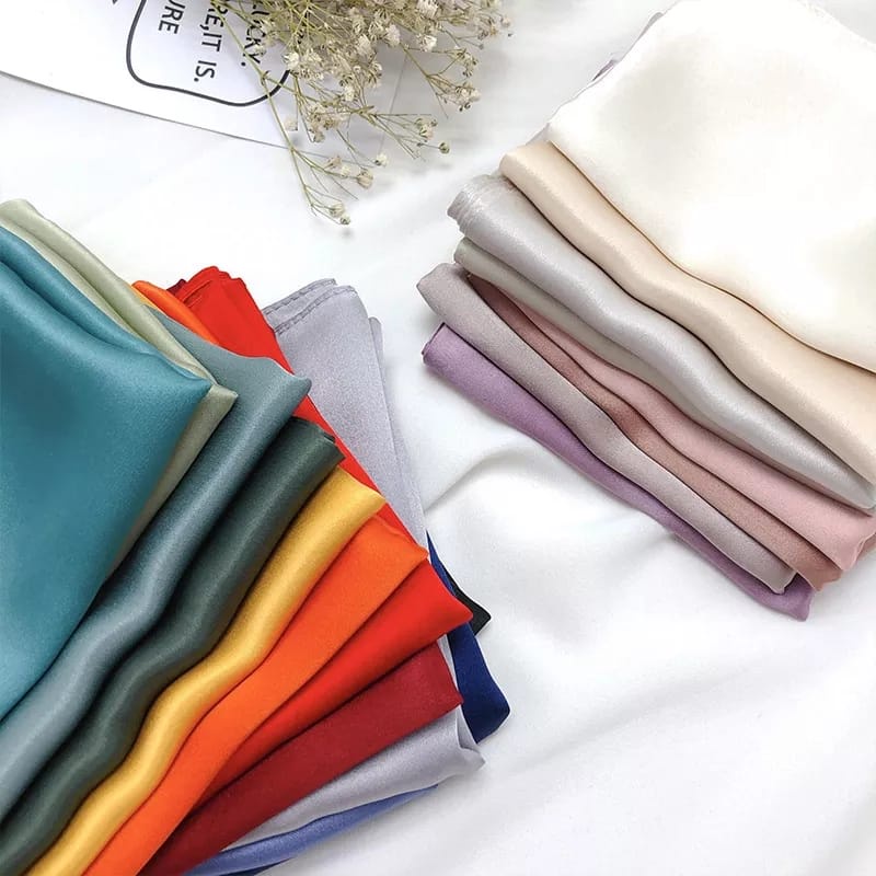 Syal polos 90x90 polyester satin scraf hijab bandana selendang wanita