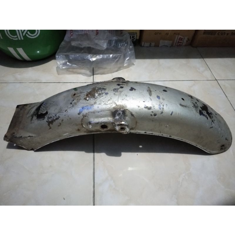 Slebor Belakang GL 100 ori copotan