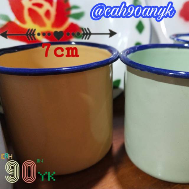 Gelas ENAMEL Polos Kuning 7cm JADUL 90an. Mug Ndeso Blek Seng. Alat Dapur Makan Minum Klasik. MURAH