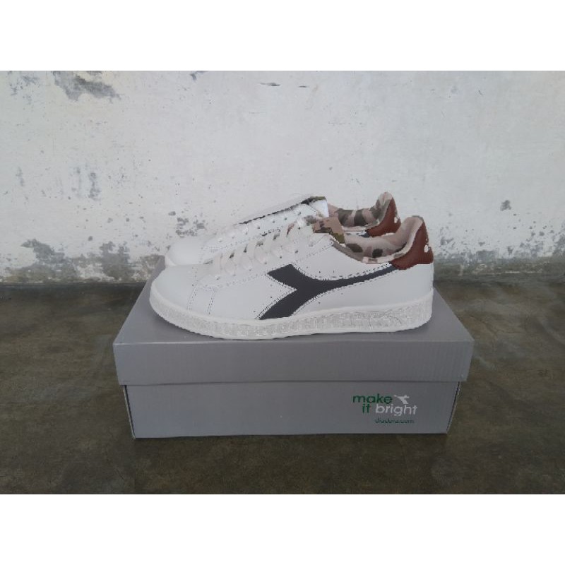 diadora trainers size 10