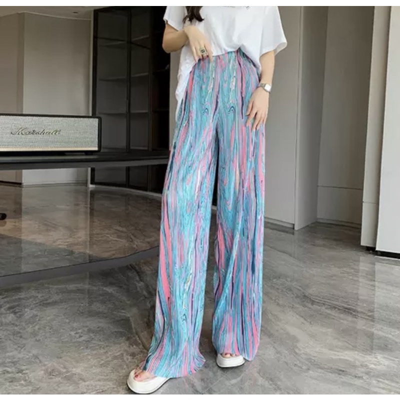 PLISKET IMPORT PREMIUM // KULOT PLISKET IMPORT BKK // BAWAHAN IMPORT PREMIUM BKK // CELANA PLISKET IMPORT MURAH