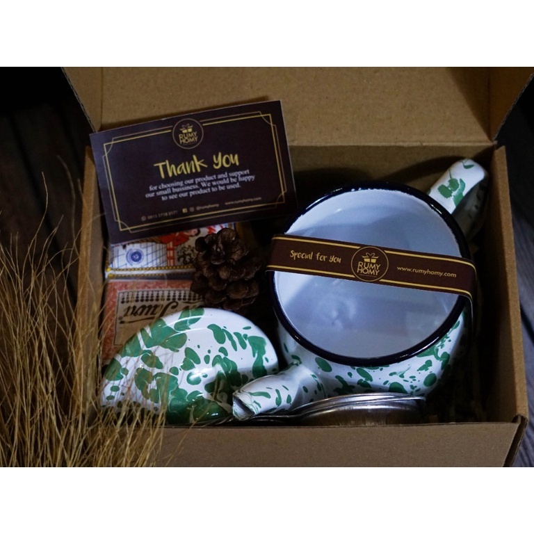 

HAMPERS TEH TUBRUK/CANGKIR ENAMEL JADUL/KADO PERNIKAHAN/KADO ULTAH/Paket Manyura