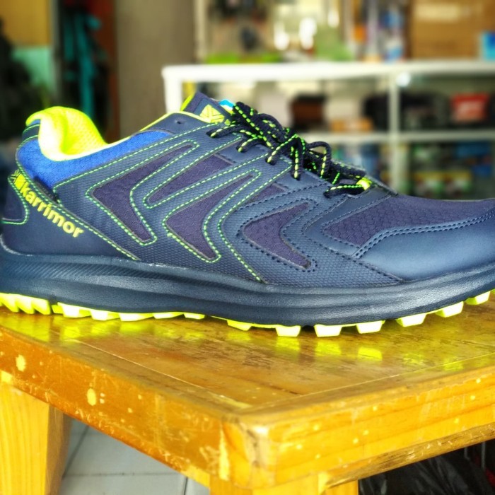 Sepatu Outdoor Waterproof Karrimor Caracal 2