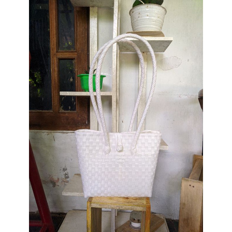 Jual Tas Anyaman Plastik Jali Premium Putih | Shopee Indonesia