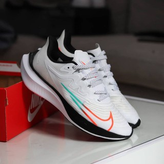nike zoom fly gravity