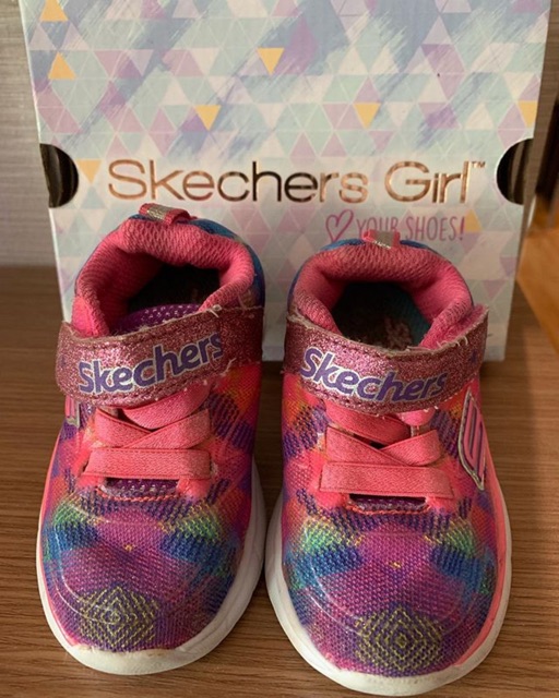 Preloved Skechers Girl
