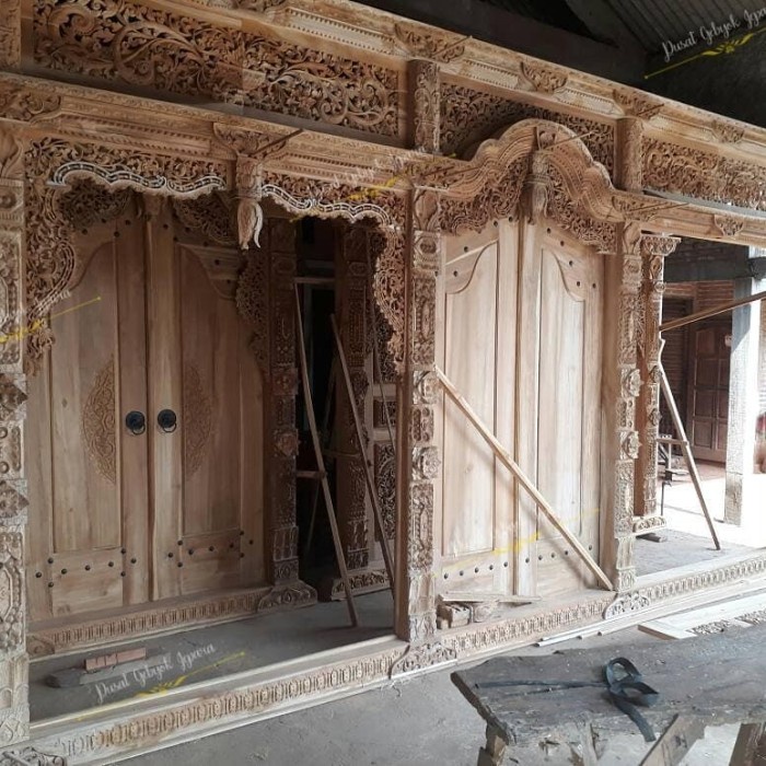 PINTU UKIR GEBYOK 3 DIMENSI 5m x 2,7m