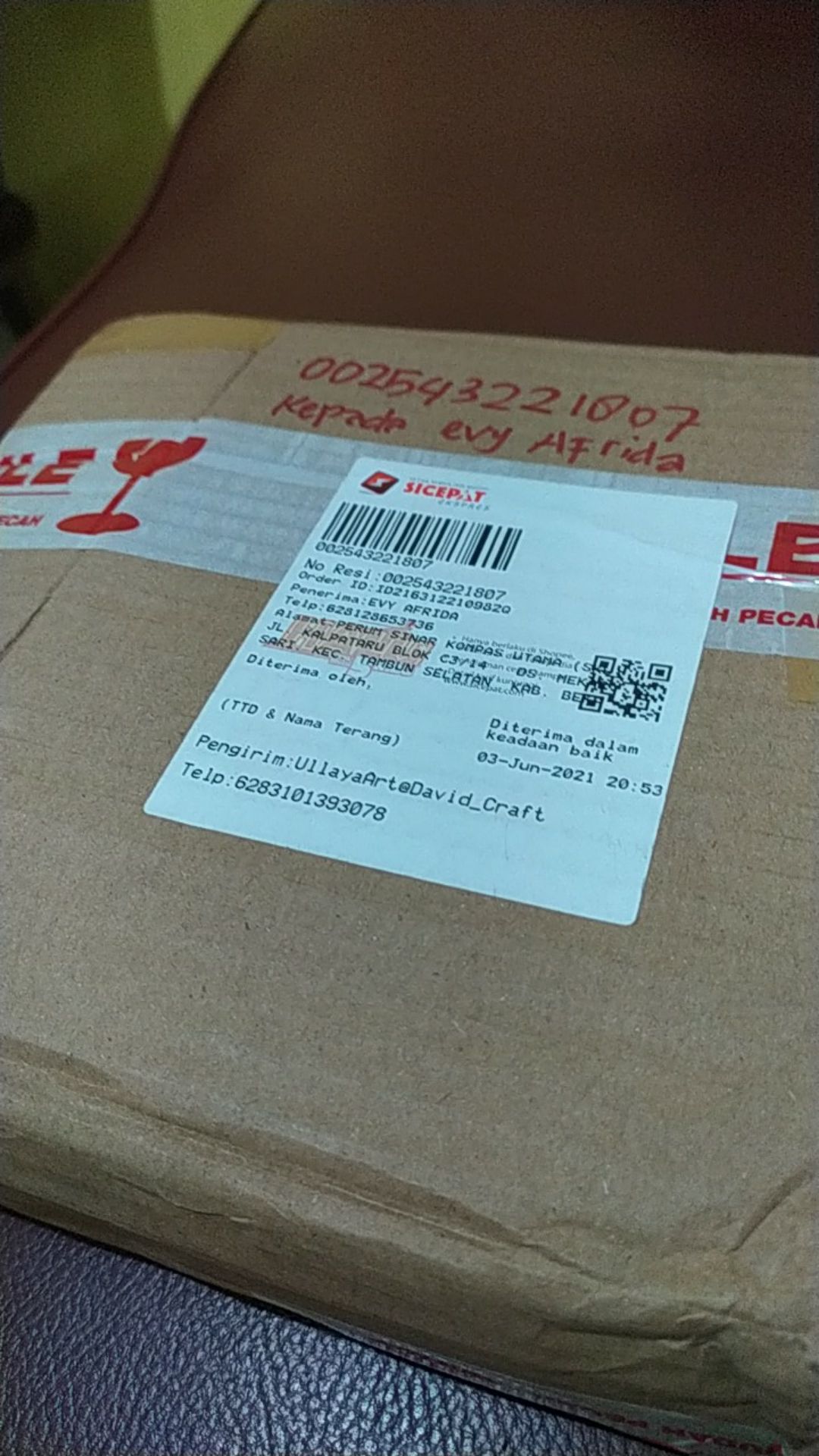 Kaca Promo.. Hexagon Mirror Tanpa Frame.. Cuman 6000.  Stok Terbatas Ya