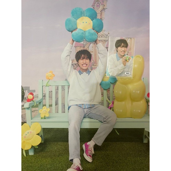 TREASURE WORLD MD Asahi Yedam Binder PC Poster