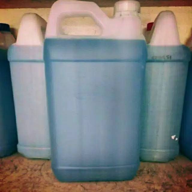 Detergen cair / detergen laundry / detergen murah