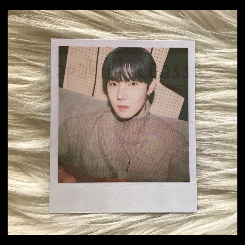 POLAROID YONGHOON ONEWE OFFICIAL MD