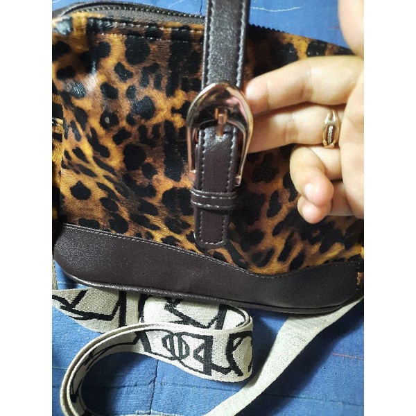 TAS LORENG MACAN TUTUL