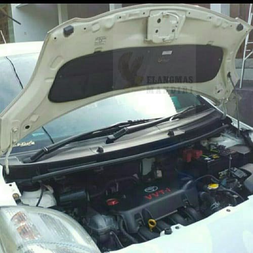 [Eksterior Mobil] Peredam Kap Mesin Yaris