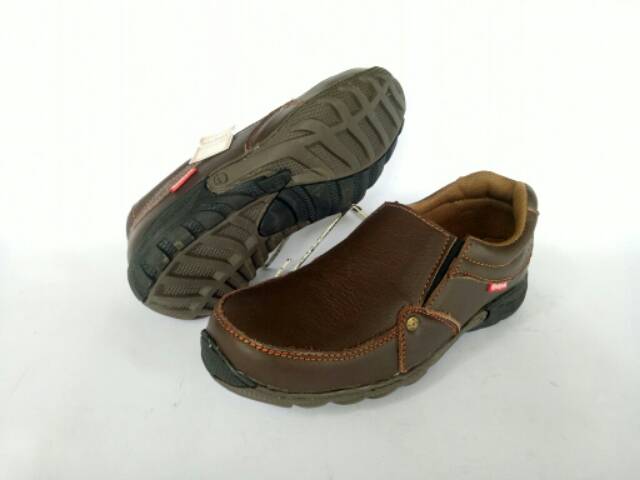 Sepatu pria kulit asli - sepatu casual cowok sudah jahitan
