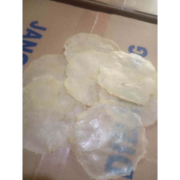 

Emping melinjo mentah