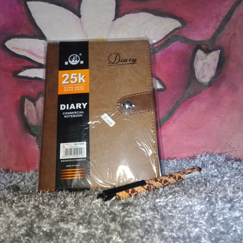 

Note Book, buki catatan formal, Bolen Batik, Bolpen Tedjob dan Apel