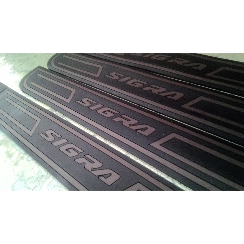 Sillplate Pintu Samping Mobil Daihatsu Sigra