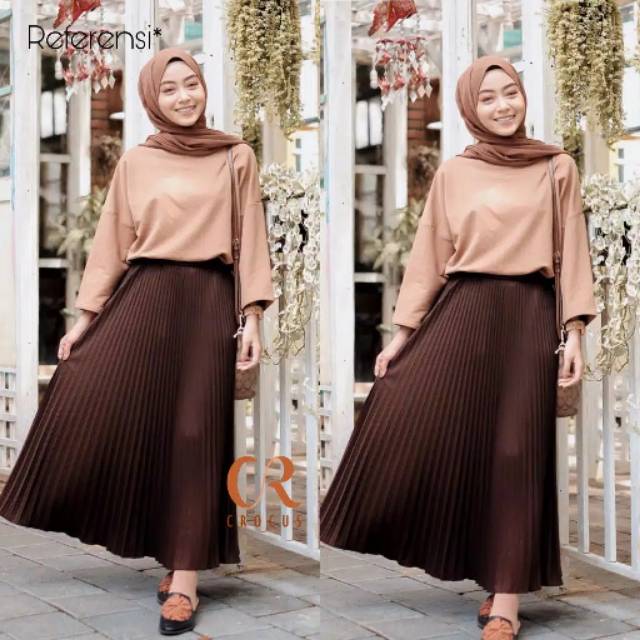 Rok plisket coklat pramuka dan coklat muda