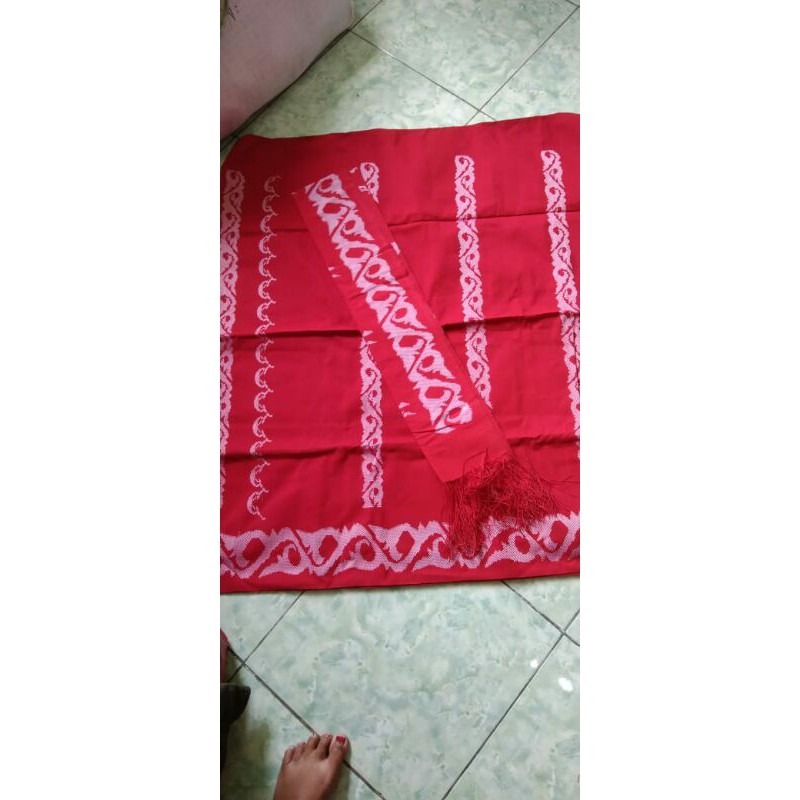 Set tenun Gundur merah