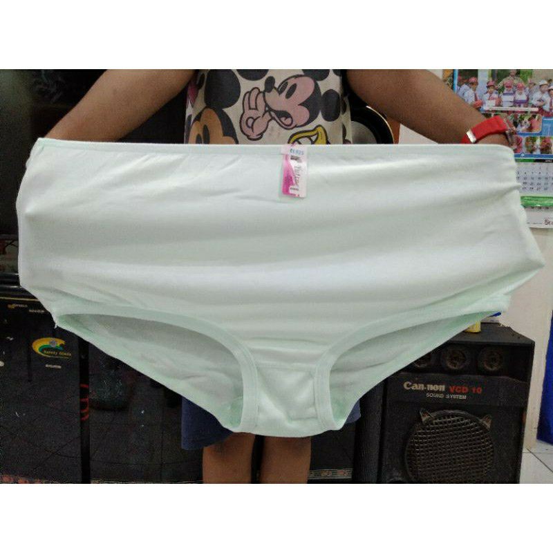 CELANA DALAM WANITA YUTIND JUMBO