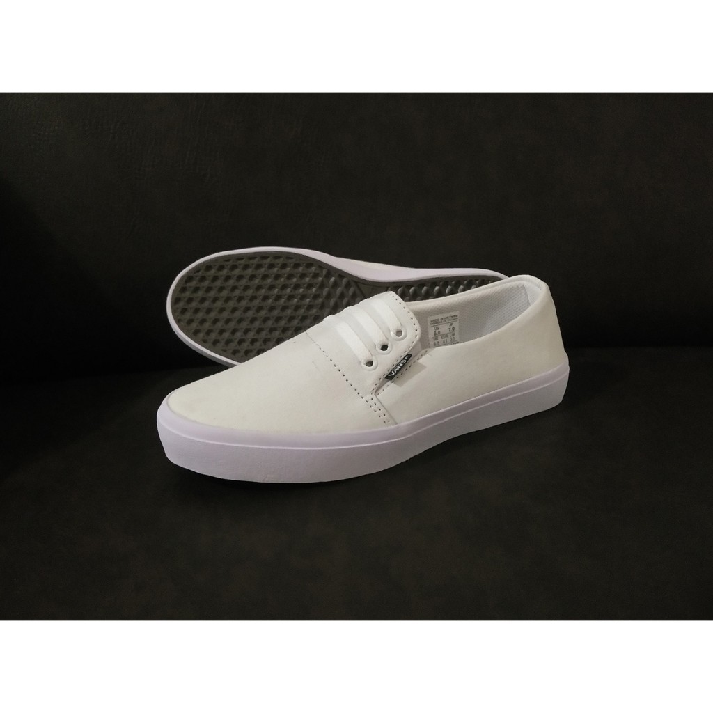 SEPATU SLIP ON PUTIH POLOS 010 PRIA DAN WANITA/SEPATU KULIAH/SEPATU KERJA/SEPATU PUTIH/SEPATU PERAWAT