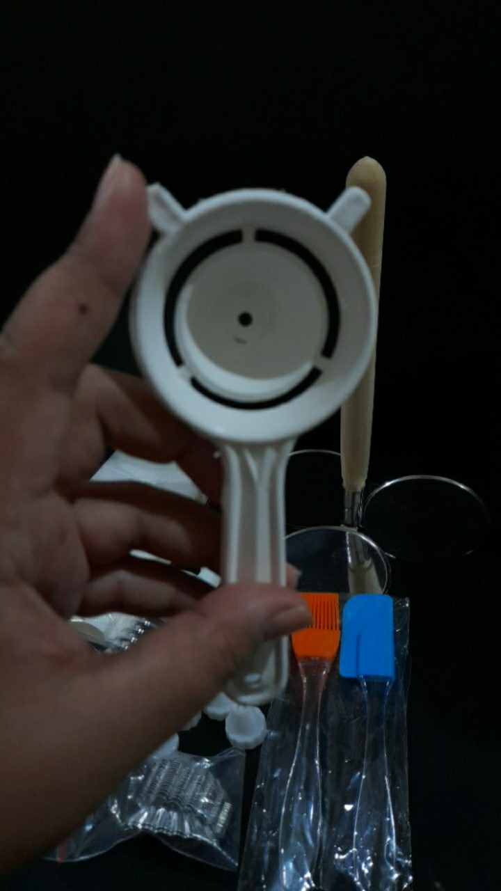 Sendok Pemisah Kuning Telur