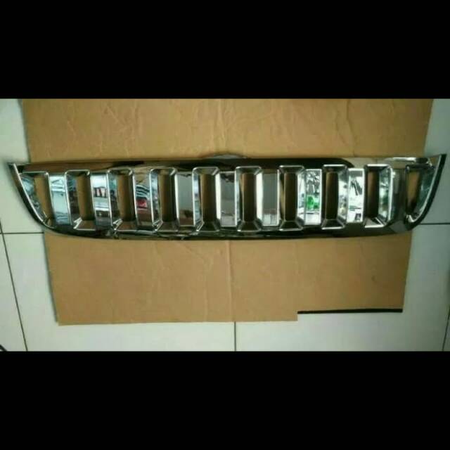 Grill Rush Terios 2007-2010 Model Hammer