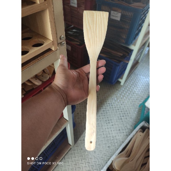 Sutil / Sendok / Spatula / Sodet Kayu Pinus P35 / SUTIL PINUS