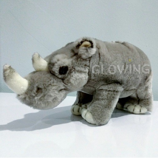 Boneka Badak Cula Putih