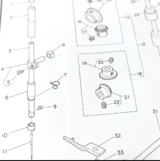 Bushing Tiang Jarum Atas Mesin Jahit DDL-5530 B1402-552-000-A