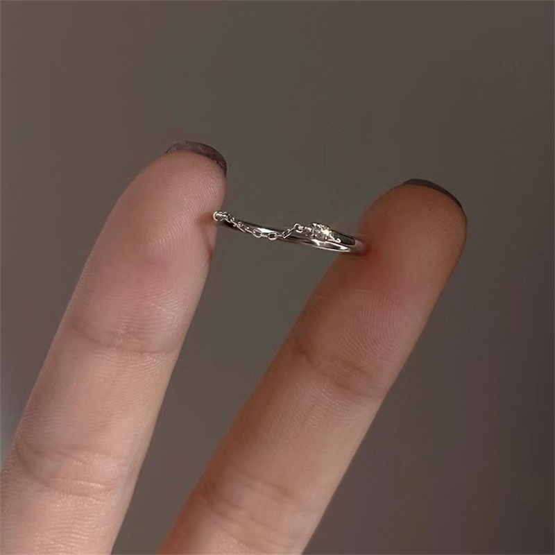 Cincin Model Terbuka Adjustable Bahan 925 Silver Aksen Rantai Zirkon