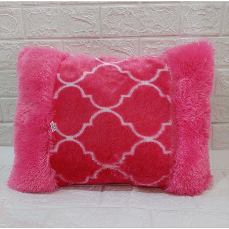 BANTAL TIDUR MOTIF KOTAK ( UKURAN 50 CM × 35 CM )