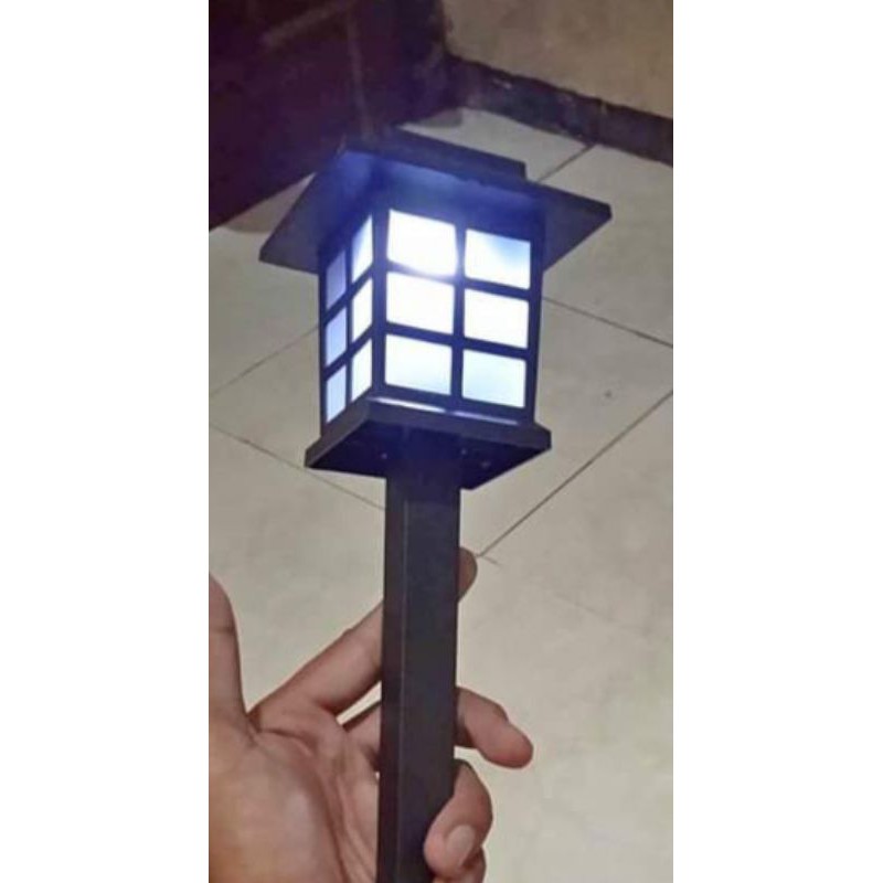 Lampu Taman Energi Solar Sel