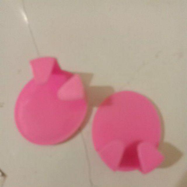 Power Plug Socket Holder / Gantungan Kepala Colokan Stop Kontak Hook 20gr