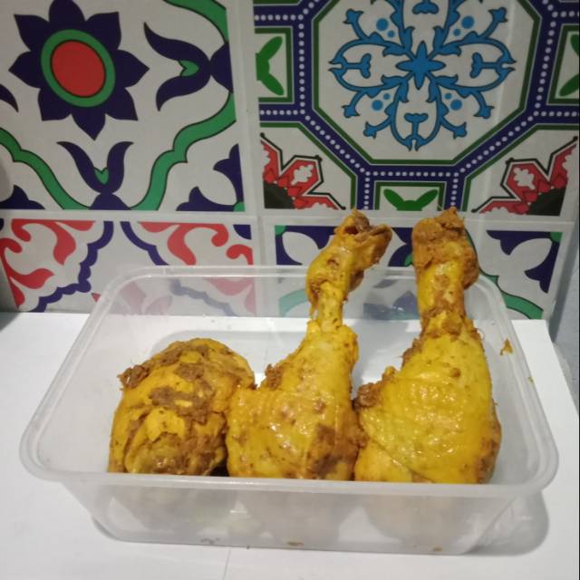 

Ayam bumbu lengkuas